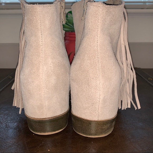 Mudd Hidden Wedge Fringe Ankle booties - Picture 3 of 4